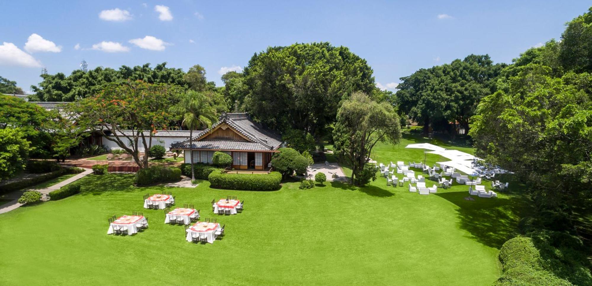 Hotel Grand Fiesta Americana Sumiya
